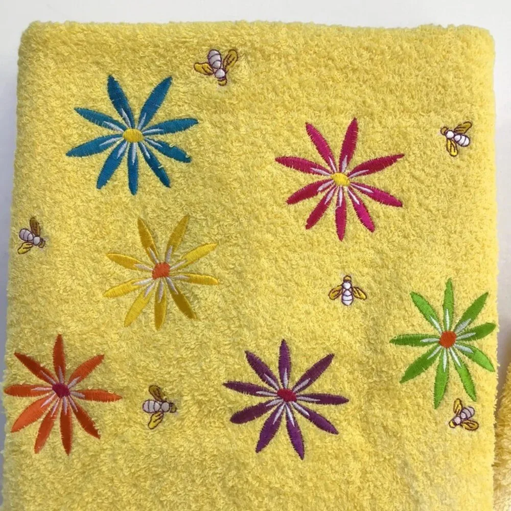 Vintage Honeybee & Flower Embroidered Towel Set 2 Pc Washcloth & Bath Yellow Bee